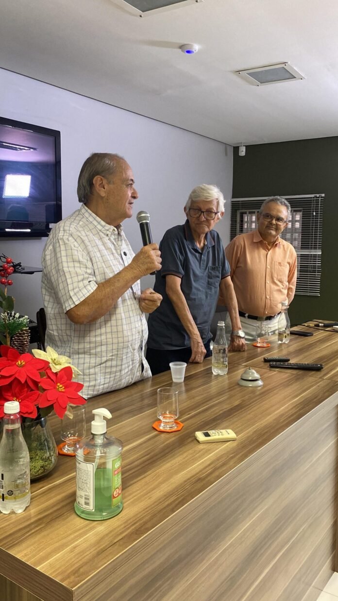 1E8E7F16-EF7B-4672-B1F5-E397FF061B68